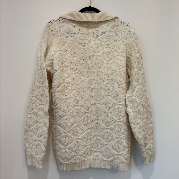Oversize Vintage Sweater with Collar | Size M - Picture 4 of 6